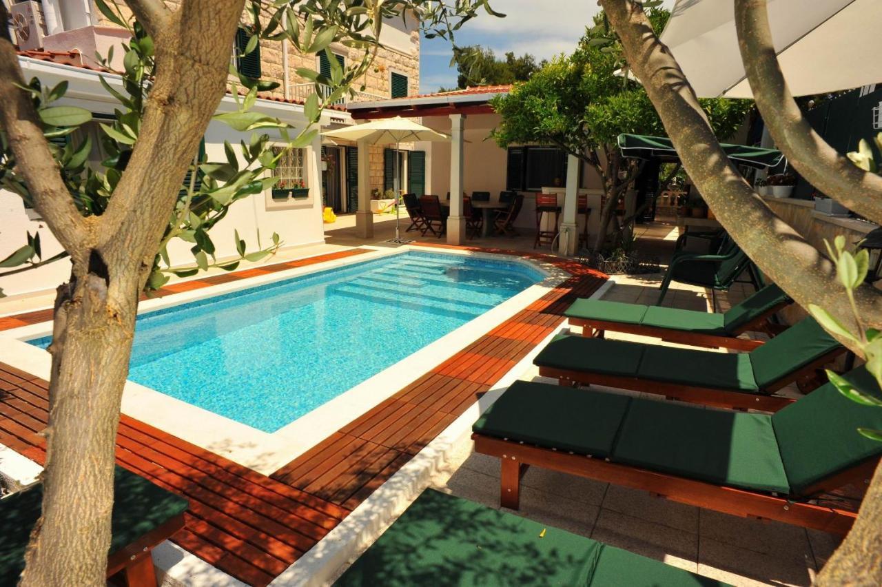 סוטיבאן Villa Anni חדר תמונה